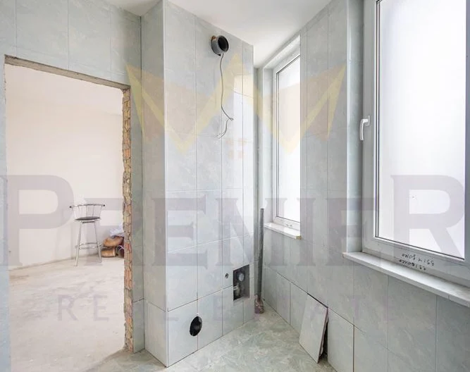 Продава просторен тристаен с уникална морска гледка в Поморие -  - снимка 13 - Имоти Премиер