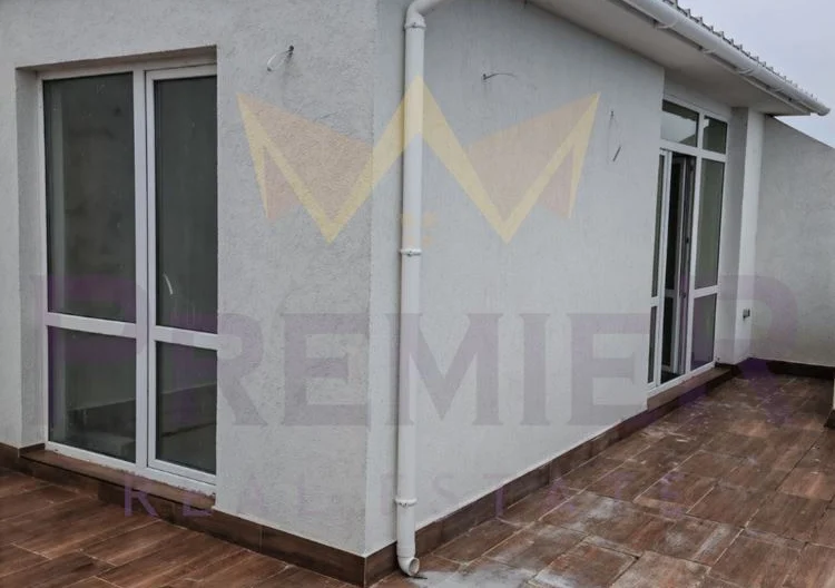 Продава просторен тристаен с уникална морска гледка в Поморие - - снимка 2 - Имоти Премиер