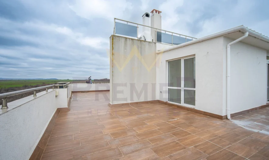 Продава просторен тристаен с уникална морска гледка в Поморие -  - снимка 24 - Имоти Премиер