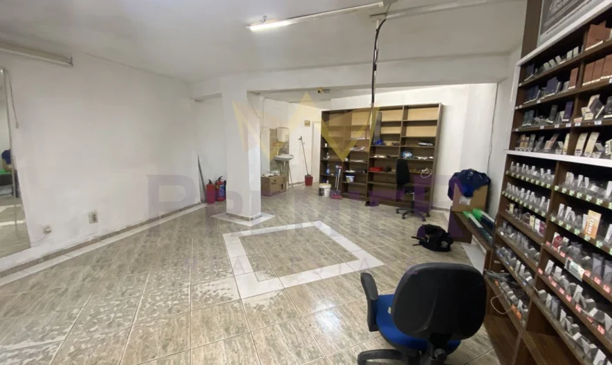 ‼️ ПРОДАВА СЕ МАГАЗИН – КОЛХОЗЕН ПАЗАР ‼️ -  - снимка 3 - Имоти Премиер