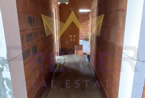 Агенция за недвижими имоти - Имоти Премиер - имот - 1193054, Цена: 173360 EUR