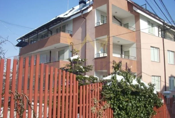 Агенция за недвижими имоти - Имоти Премиер - имот - 961119, Цена: 3100000 EUR