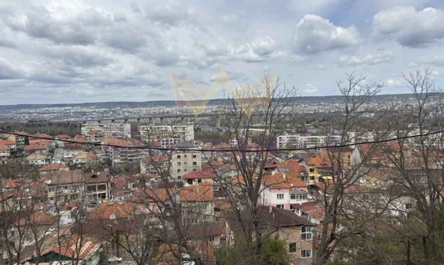 Продавам етаж от къща в кв Аспарухово -  - снимка 10 - Имоти Премиер