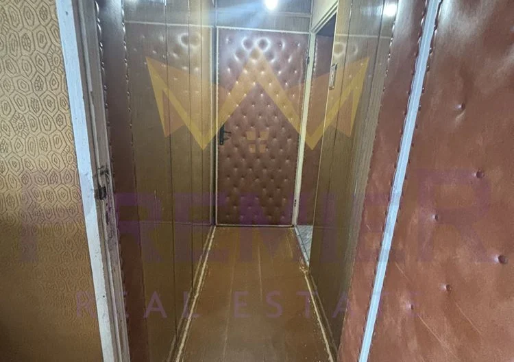 Продавам етаж от къща в кв Аспарухово -  - снимка 3 - Имоти Премиер