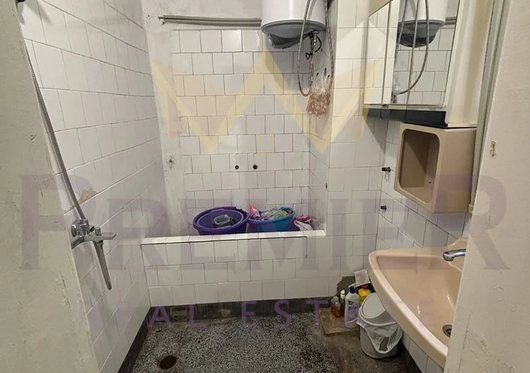 Продавам етаж от къща в кв Аспарухово -  - снимка 6 - Имоти Премиер