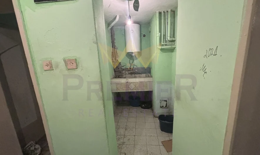 Продавам етаж от къща в кв Аспарухово -  - снимка 9 - Имоти Премиер