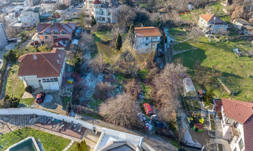 Продавам къща в Бриз -  - снимка 12 - Имоти Премиер