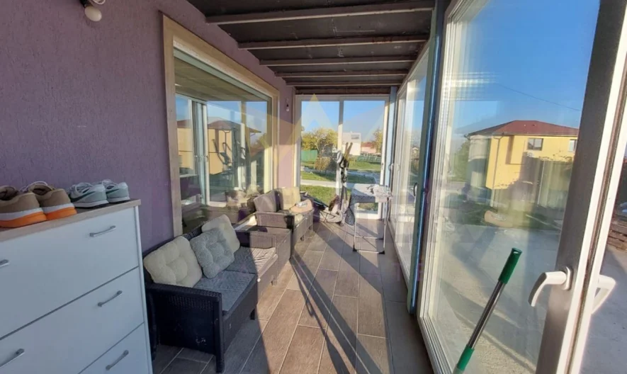 Продавам къща в м-т Прибой -  - снимка 4 - Имоти Премиер