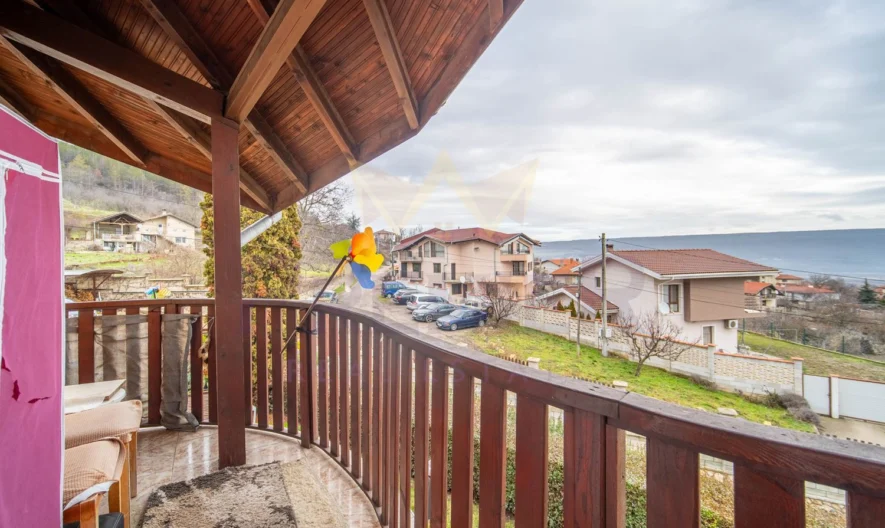 Продавам къща в село Рогачево - - снимка 15 - Имоти Премиер