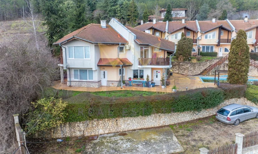 Продавам къща в село Рогачево - - снимка 19 - Имоти Премиер