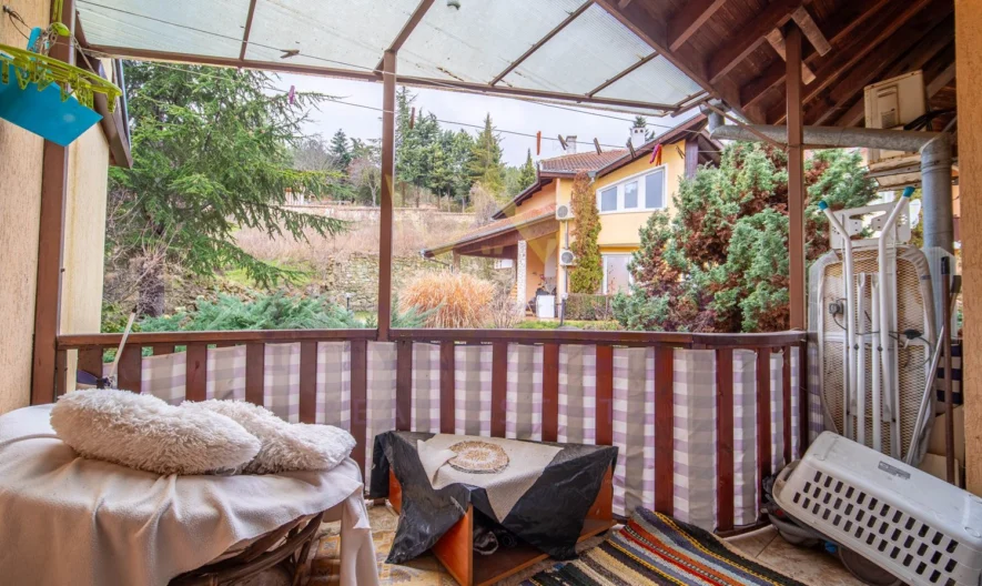 Продавам къща в село Рогачево - - снимка 22 - Имоти Премиер