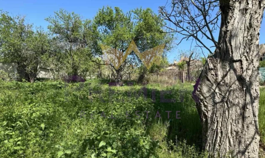 Продавам къща за ремонт в гр. Бяла -  - снимка 9 - Имоти Премиер