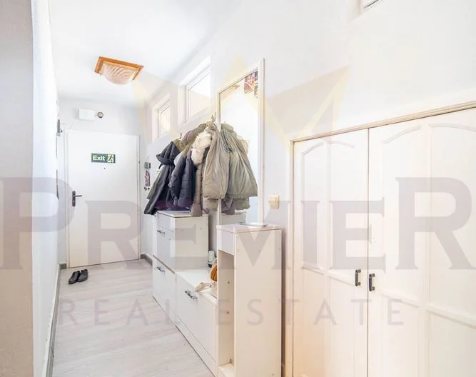 Продавам мезонет с гараж в Погреби - - снимка 9 - Имоти Премиер