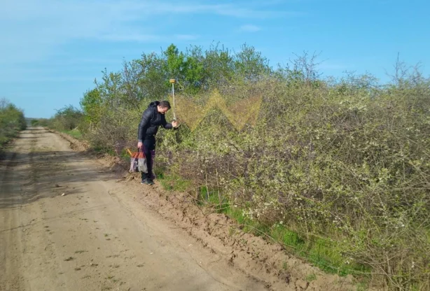 Продавам парцел в м-ст Боровец ЮГ- Кантара - - снимка 2 - Имоти Премиер