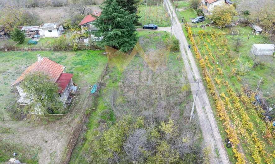 Продавам парцел в м-т Лазур -  - снимка 10 - Имоти Премиер