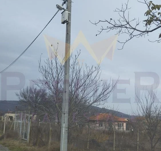 Продаваме парцел в село Слънчево с ток и вода 1100кв.м - - снимка 6 - Имоти Премиер