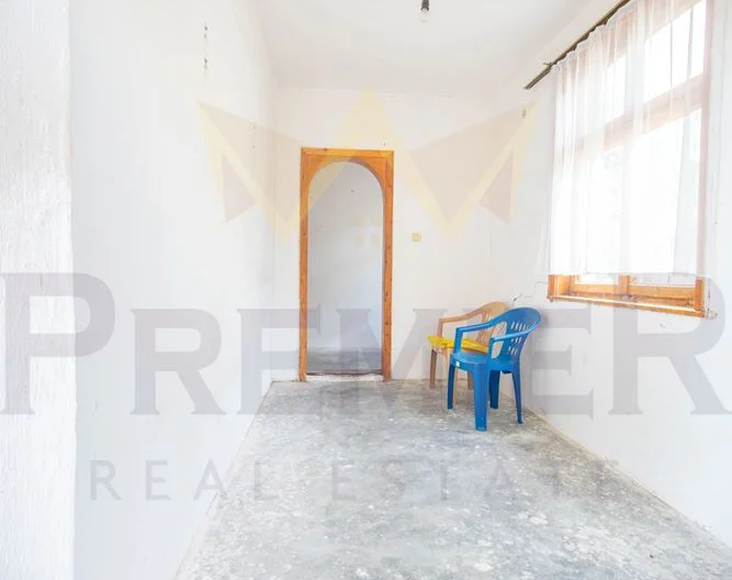 ПРОДАВАТ СЕ ДВЕ КЪЩИ В С.ЛИВАДА -  - снимка 24 - Имоти Премиер