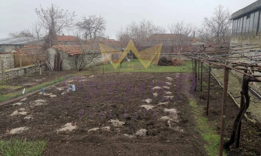 Производствен или търговски-складов имот -  - снимка 3 - Имоти Премиер