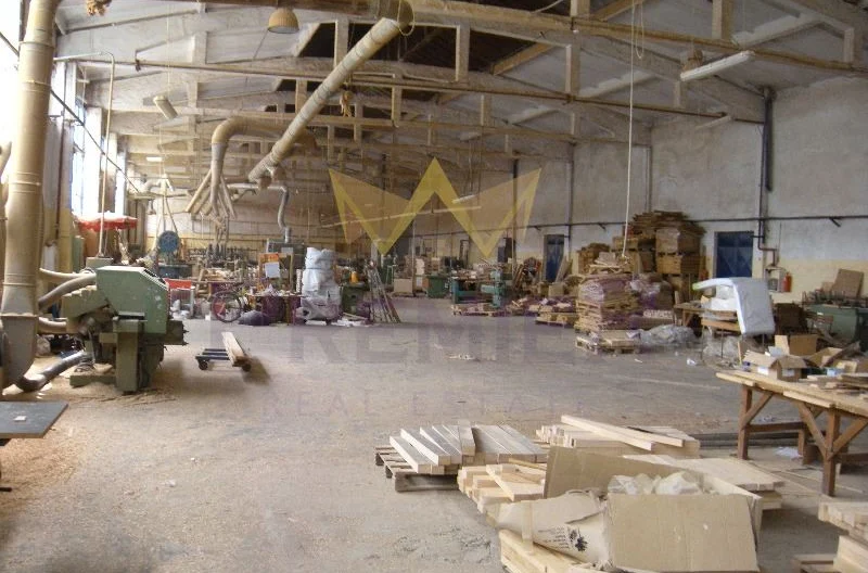 Промишлен обект – фабрика за градински мебели в г. Балчик -  - снимка 1 - Имоти Премиер