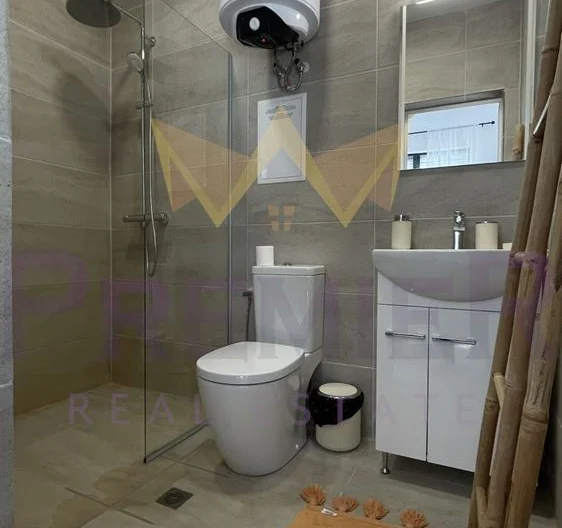 Просторен 3-стаен апартамент в живописния район м-т Кабакум, Варна -  - снимка 11 - Имоти Премиер