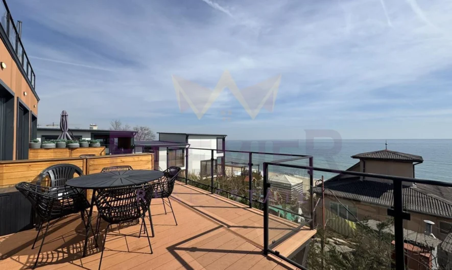 Просторен 3-стаен апартамент в живописния район м-т Кабакум, Варна -  - снимка 11 - Имоти Премиер