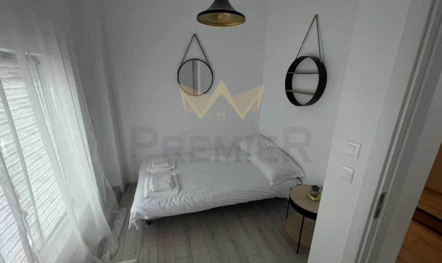 Просторен 3-стаен апартамент в живописния район м-т Кабакум, Варна -  - снимка 9 - Имоти Премиер