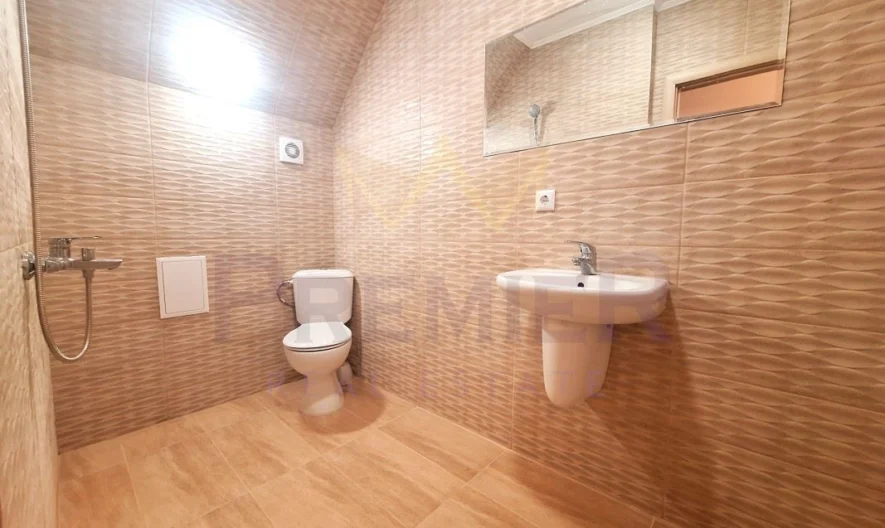 Просторен 3-стаен мезонет с отлична локация в с. Равда -  - снимка 12 - Имоти Премиер