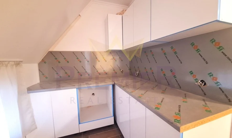 Просторен 3-стаен мезонет с отлична локация в с. Равда -  - снимка 13 - Имоти Премиер