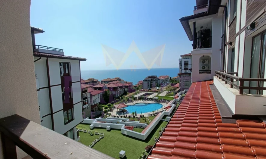 Просторен 4-стаен апартамент в нов комплекс с басейни и подземен паркинг – Свети Влас - - снимка 1 - Имоти Премиер