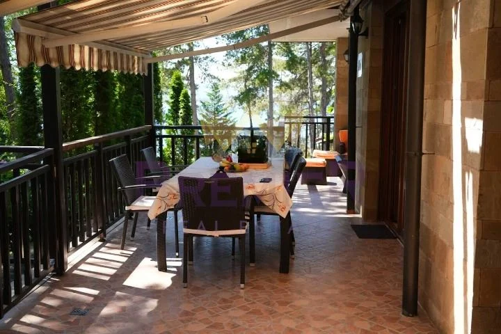 Просторен апартамент в Санта Марина, Созопол -  - снимка 11 - Имоти Премиер