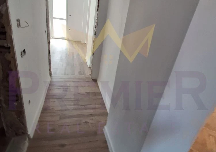 Просторен четиристаен апартамент до ключ Варна Лятно кино Тракия - - снимка 19 - Имоти Премиер