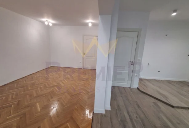 Агенция за недвижими имоти - Имоти Премиер - имот - 1193902, Цена: 250000 EUR