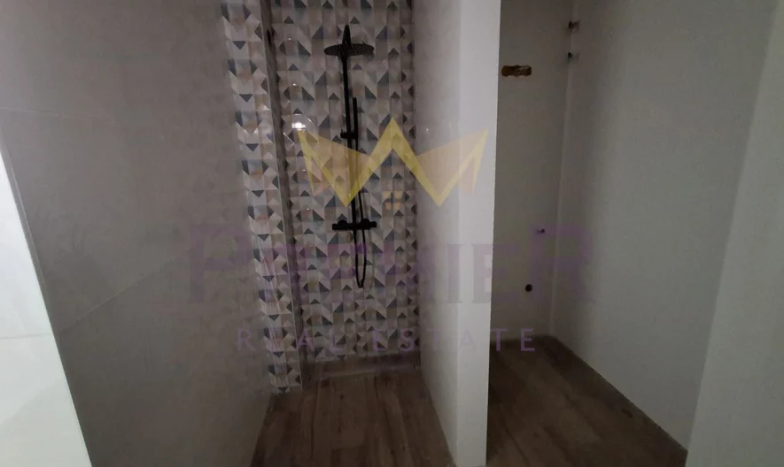 Просторен четиристаен апартамент до ключ Варна Лятно кино Тракия - - снимка 24 - Имоти Премиер