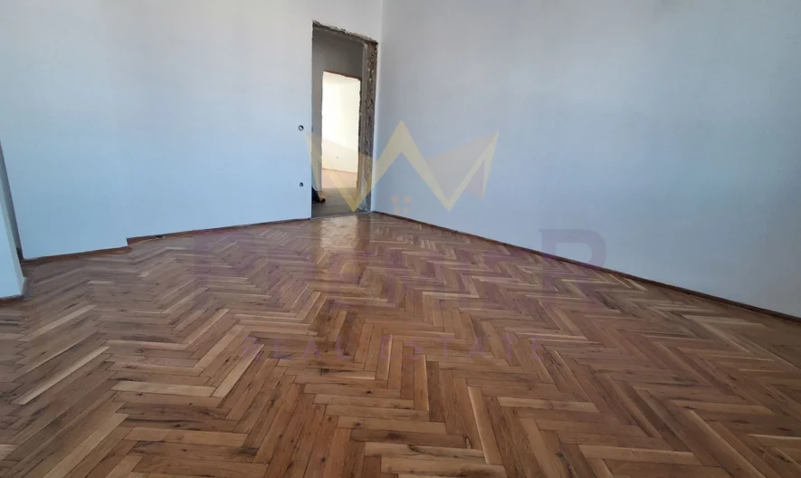 Просторен четиристаен апартамент до ключ Варна Лятно кино Тракия - - снимка 31 - Имоти Премиер