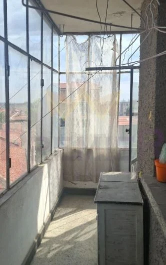 Просторен Четиристаен апартамент в Айтос -  - снимка 8 - Имоти Премиер