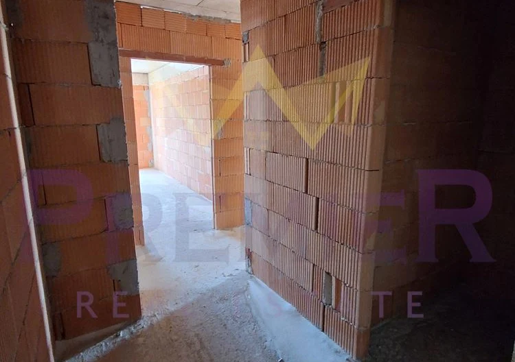 Просторен четиристаен южен апартамент Варна Изгрев -  - снимка 7 - Имоти Премиер