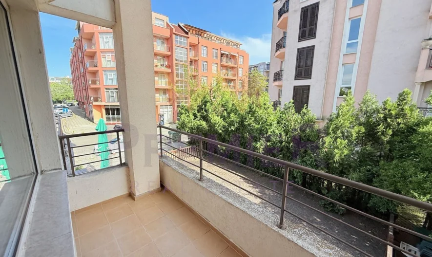 Просторен двустаен апартамент с голяма тераса в к.к. Слънчев бряг - - снимка 13 - Имоти Премиер