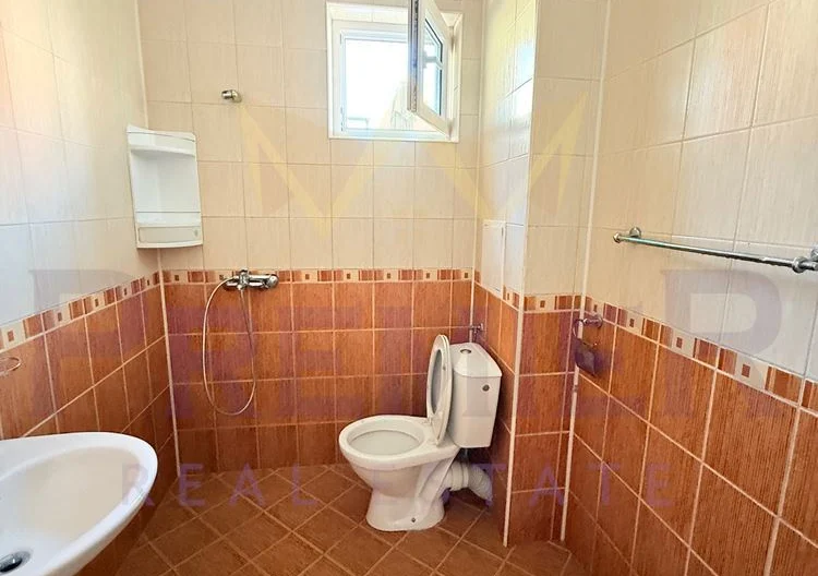 Просторен двустаен апартамент с голяма тераса в к.к. Слънчев бряг - - снимка 4 - Имоти Премиер