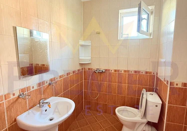 Просторен двустаен апартамент с голяма тераса в к.к. Слънчев бряг -  - снимка 7 - Имоти Премиер