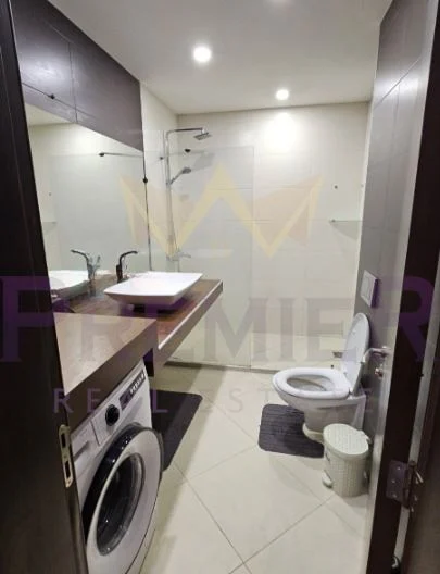 ПРОСТОРЕН ДВУСТАЕН АПАРТАМЕНТ С МОРСКА ПАНОРАМА -  - снимка 7 - Имоти Премиер