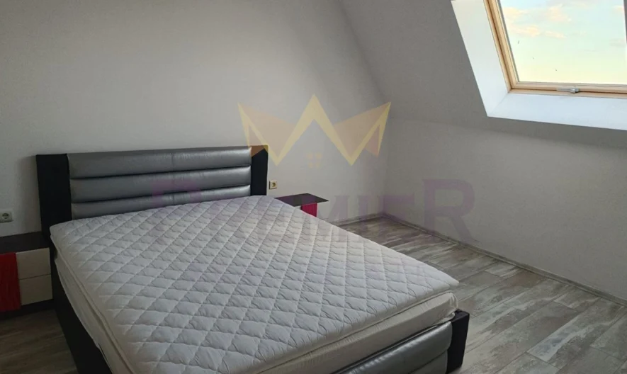 Просторен двустаен апартамент с панорамна гледка в Поморие - - снимка 7 - Имоти Премиер