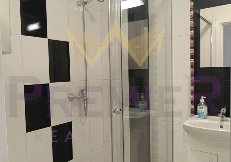 Просторен двустаен апартамент с панорамна гледка в Поморие -  - снимка 8 - Имоти Премиер