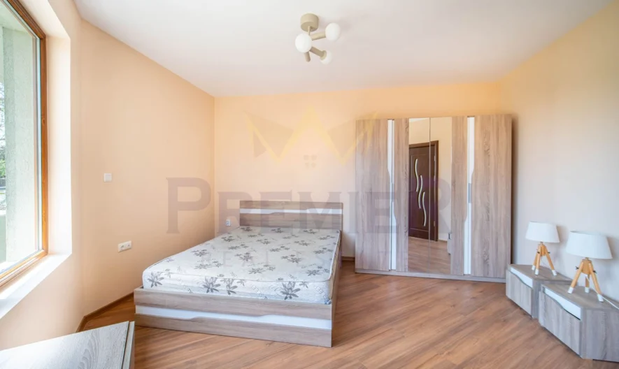 Просторен двустаен апартамент със закрито паркомясто в к.к. Св. Св. Константин и Елена -  - снимка 4 - Имоти Премиер