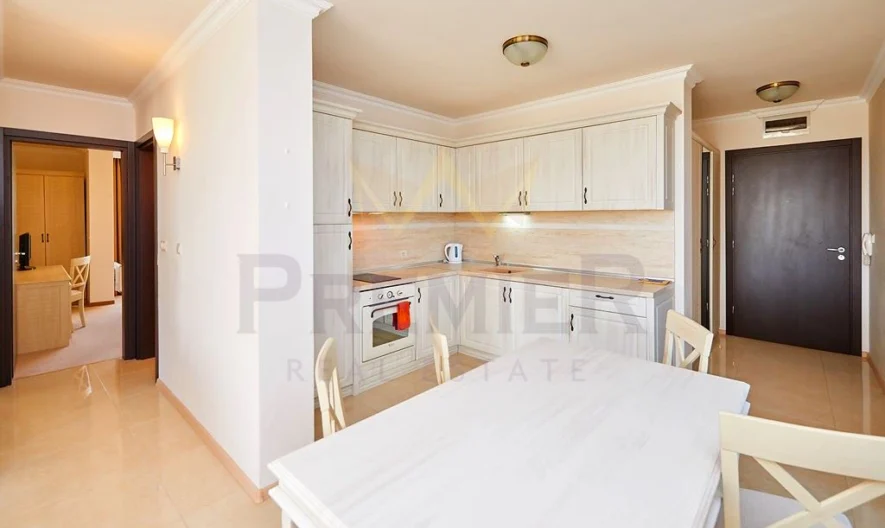 Просторен двустаен до морето в Поморие -  - снимка 2 - Имоти Премиер