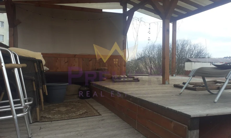 Просторен Двустаен с Голяма Тераса / Център -  - снимка 11 - Имоти Премиер