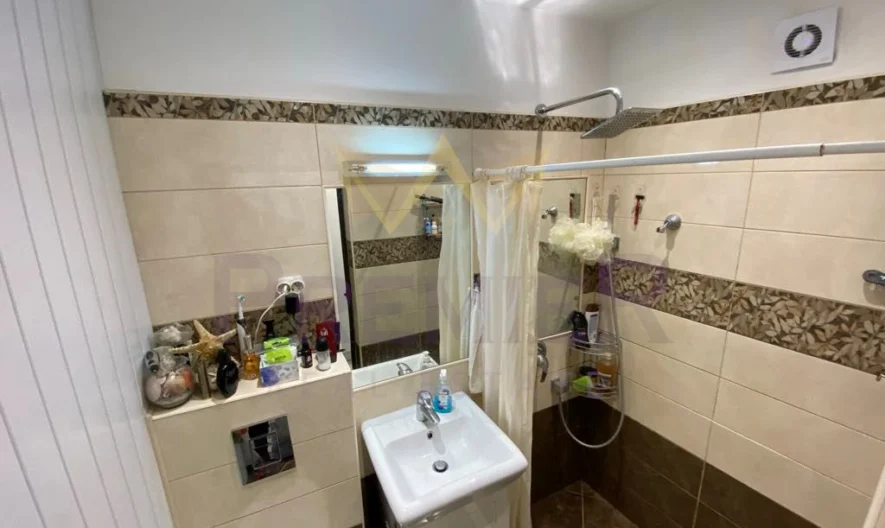 Просторен Двустаен с Голяма Тераса / Център -  - снимка 7 - Имоти Премиер