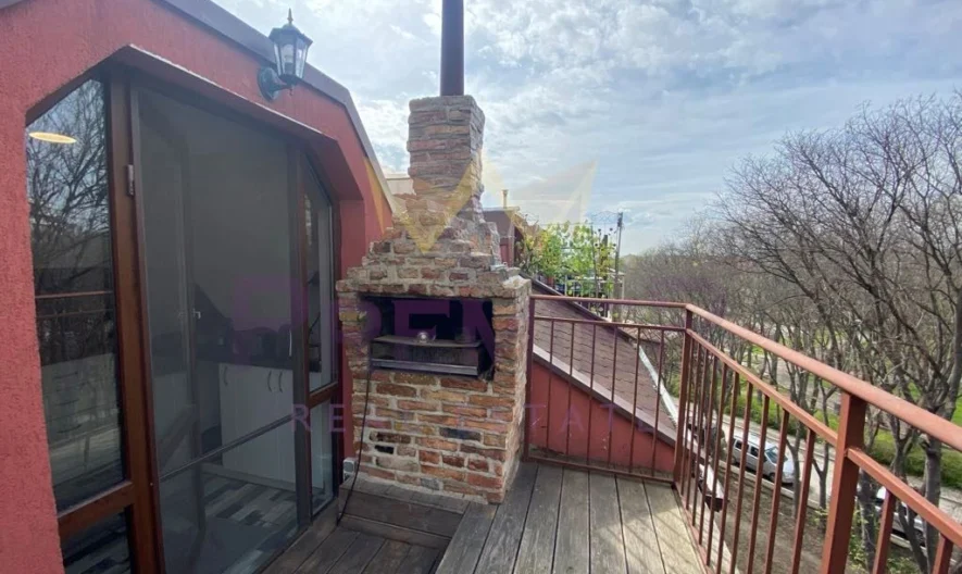 Просторен Двустаен с Голяма Тераса / Център -  - снимка 9 - Имоти Премиер