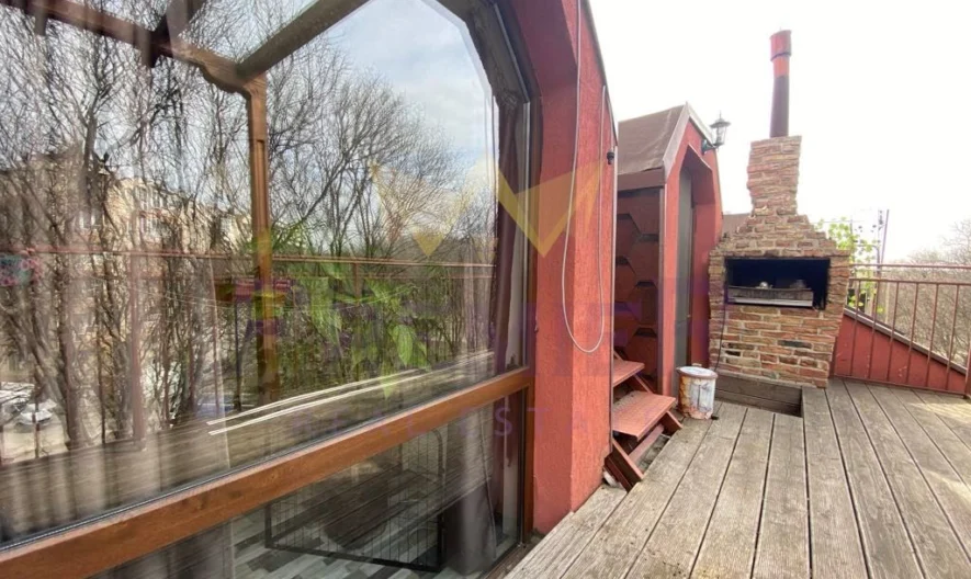 Просторен Двустаен с Голяма Тераса / Център -  - снимка 9 - Имоти Премиер