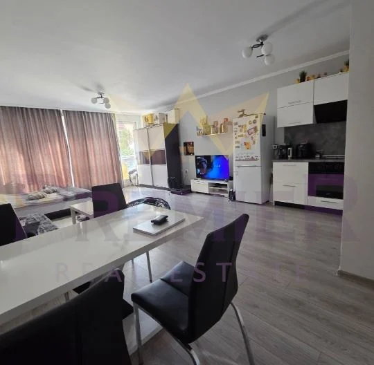 Просторен едностаен апартамент в ж.к. Студентски град -  - снимка 2 - Имоти Премиер