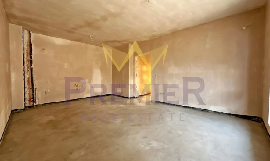 ПРОСТОРЕН ЕДНОСТАЕН АПАРТАМЕНТ, ж.к. Възраждане 3, гр. Варна -  - снимка 2 - Имоти Премиер